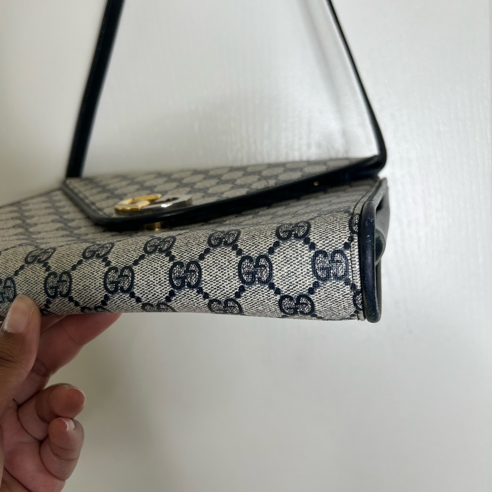 Vintage Gucci Shoulder Bag - Picture 15 of 16